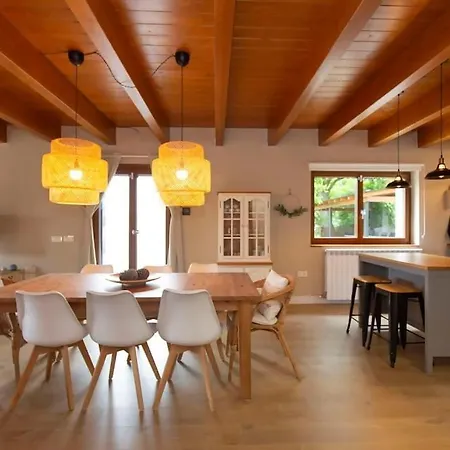 Caniás Villa
